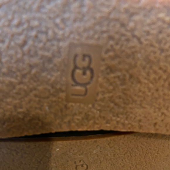 UGG Australia "Antoine" Fur Sneaker Boots # 1019110 - Picture 11 of 13